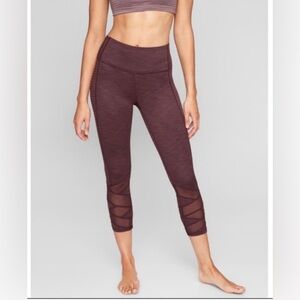 Athleta Jacquard Mantra Mesh Capri Leggings
